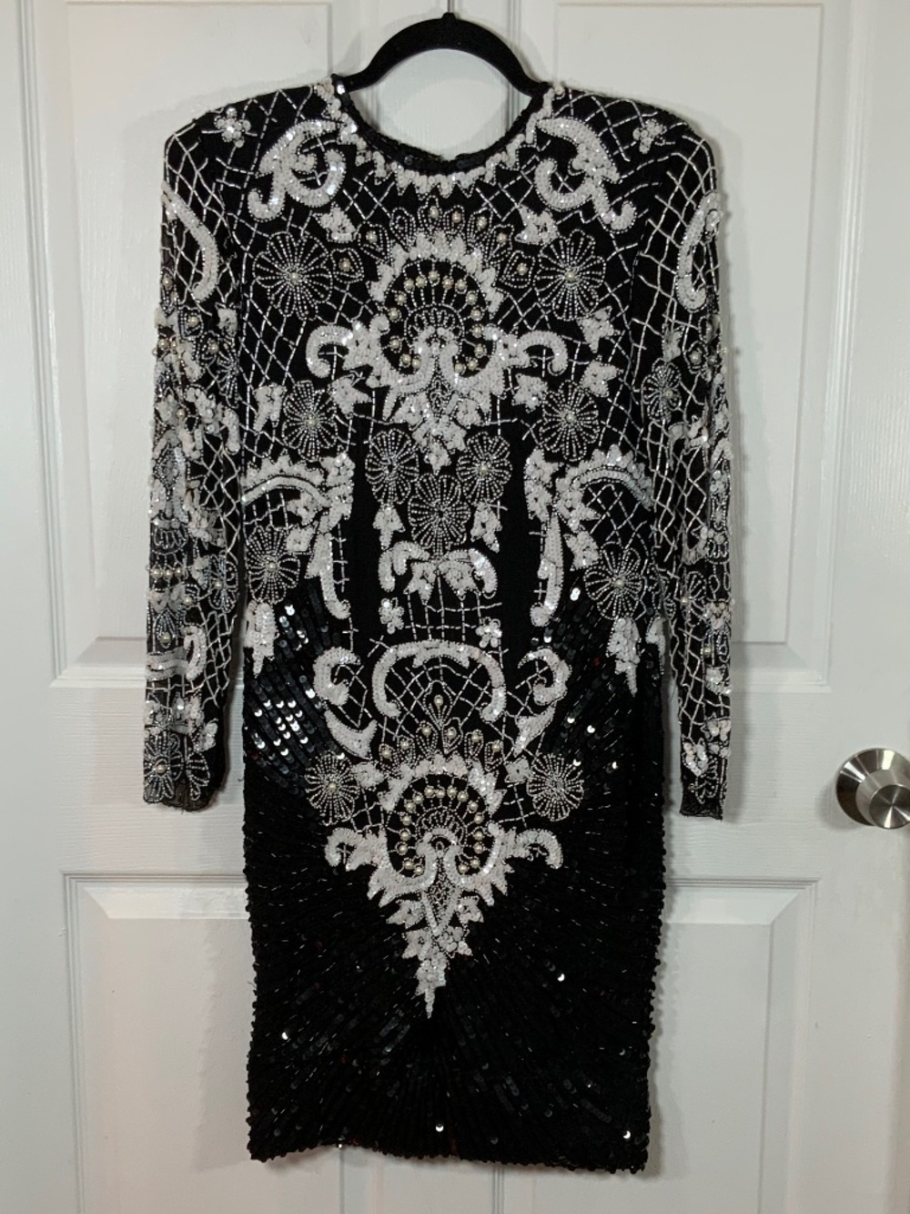 Vintage Swee Lo Black White Beaded Sequin Silk Long Sleeve Dress Size Medium